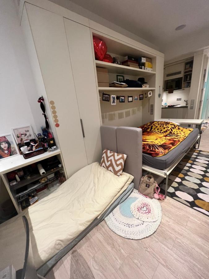 Sharing Studio Apartment With Me München Exterior foto